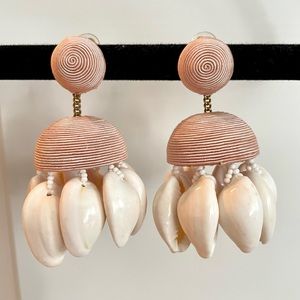 Rebecca De Ravenel shell earrings